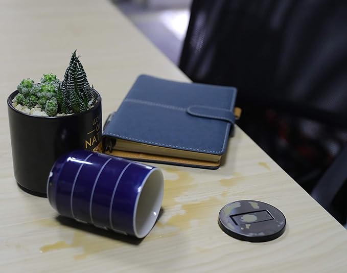 ELBE® Escamotable Prise de Table 3-Fois avec 2 USB, étanche à l'eau, avec sécurité Enfants, Prise encastrée avec câble de raccordement de 1,5 m, Prise de Courant idéale pour Le Bureau, et l'atelier - EL1053WU-FR Elbe-Welt.de