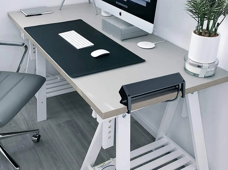 Tischsteckdose aus Aluminium von Elbe Inno, 3 Fach, mit 1 x USB-A und 1 x USB-C-Ladeanschluss, 2 x RJ45, 1 x HDMI - EL4103URH-AC Elbe-Welt.de